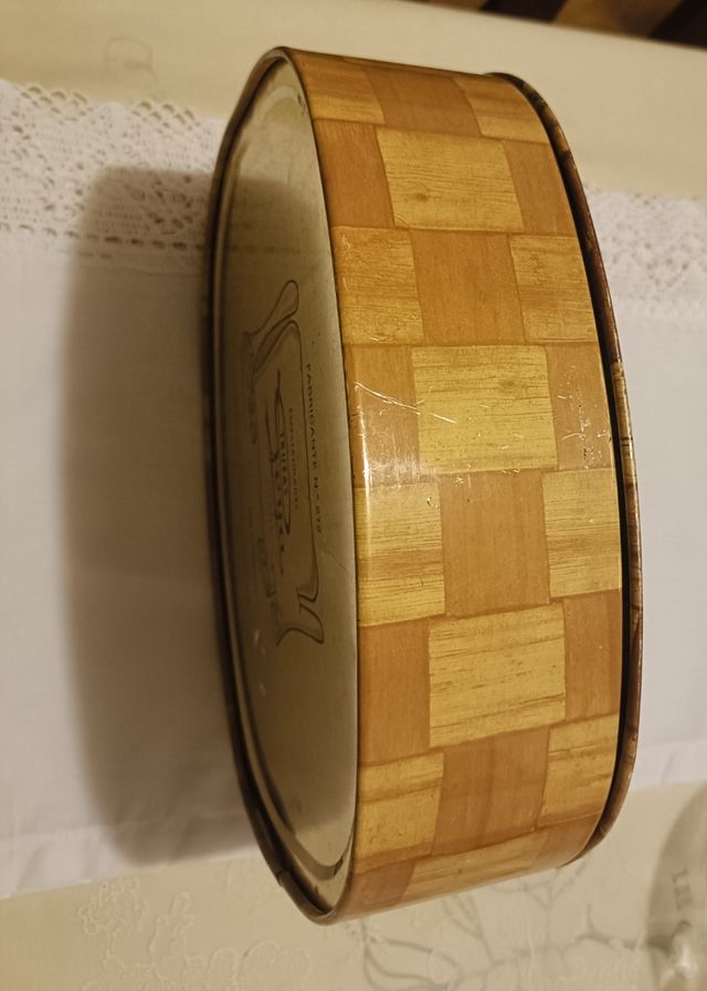 Scatola in metallo Victoria - cioccolatini