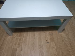 Mesita Ikea blanca