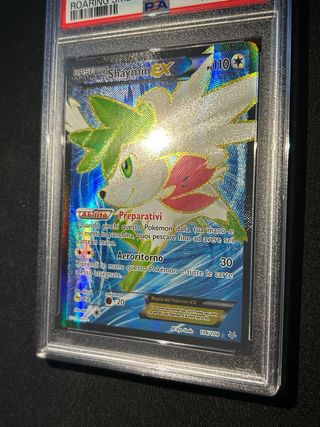 Carta pokemon ultra rara Shaymin EX PSA8