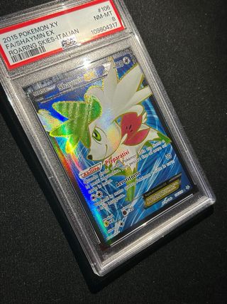 Carta pokemon ultra rara Shaymin EX PSA8