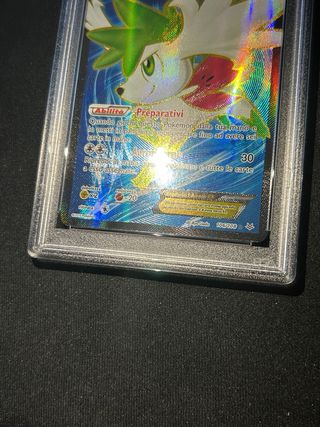 Carta pokemon ultra rara Shaymin EX PSA8