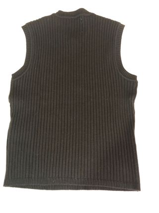 Chaleco negro hombre. XL 42. Zara