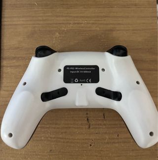 Mando 
PS4/PC