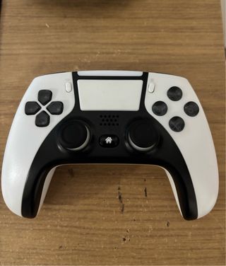 Mando 
PS4/PC