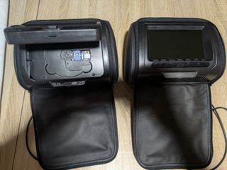 Vendo 2 reposacabezas con pantallas