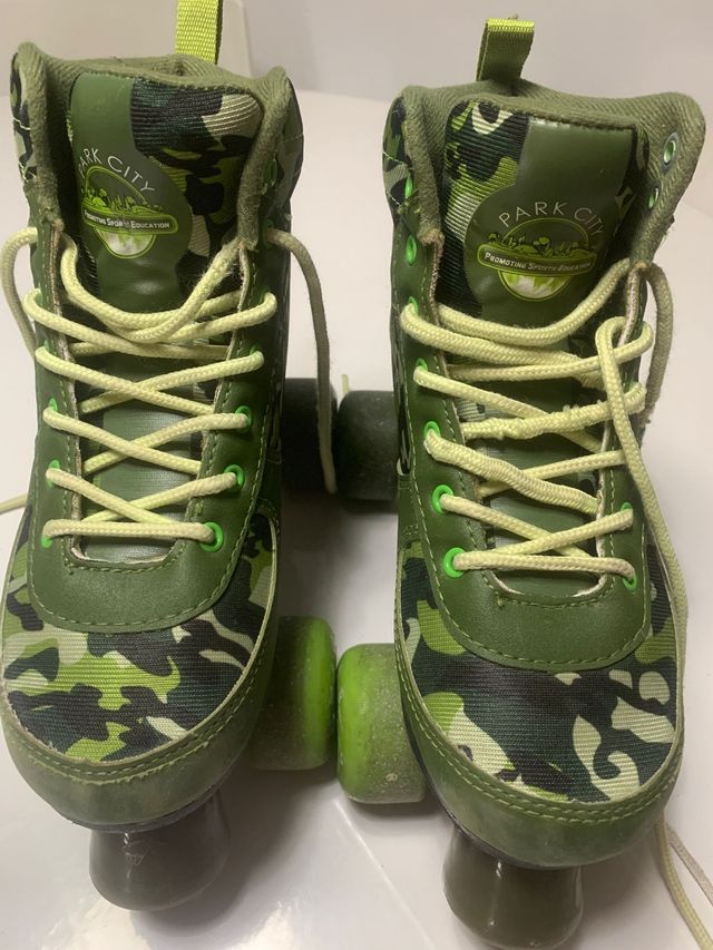 Patines infantiles camuflaje talla 35-36