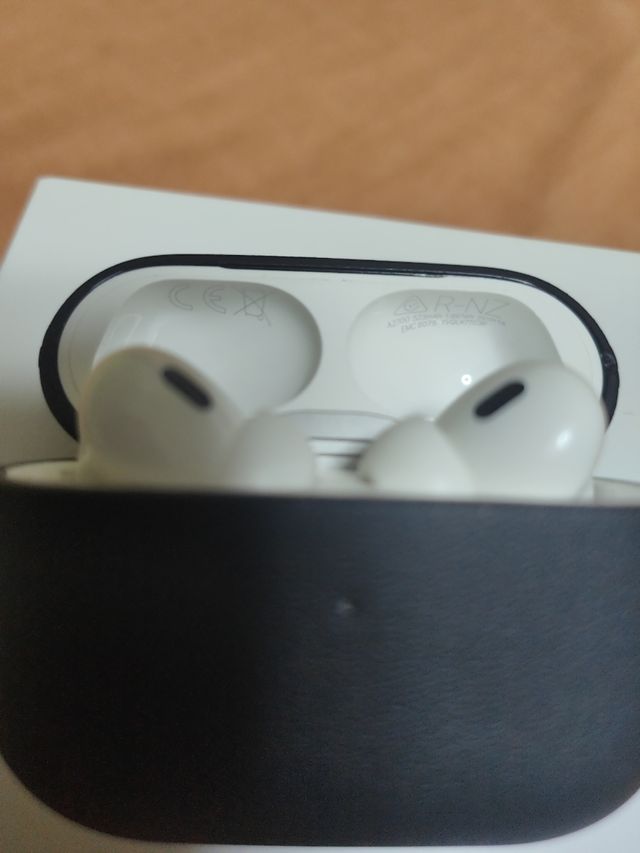 Apple AirPods Pro 2 - Auriculares