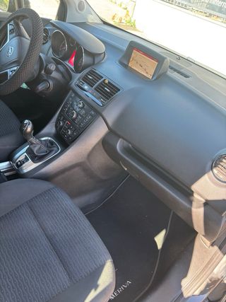 Opel Meriva 2016