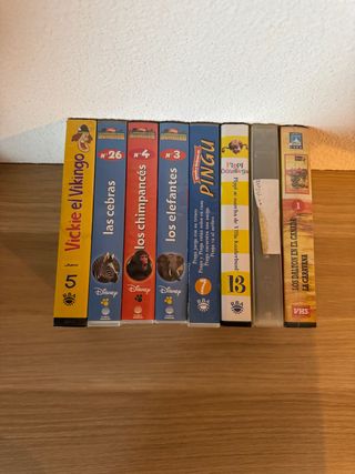 8 VHS infantiles - Disney, Pingu...