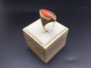 anillo oro 18k con piedra con circonita