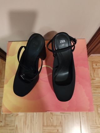 Zapatos Zara negros tacón - 37