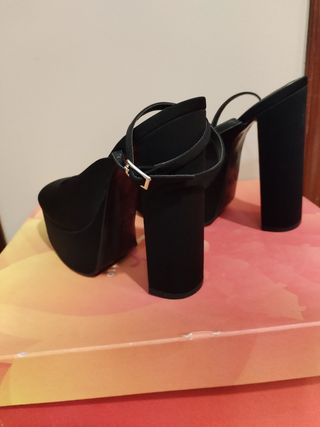 Zapatos Zara negros tacón - 37