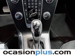 Volvo V40 T3 R-Design Momentum Auto 112 kW (152 CV)