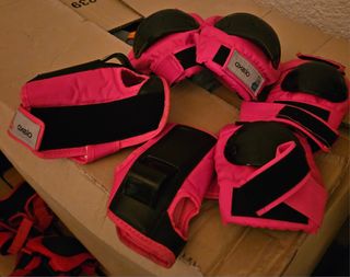 Pattini in linea rosa