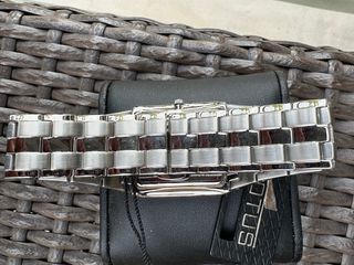 Reloj Lotus -  Plata - Nuevo Unisex