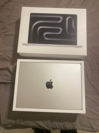MacBook Pro m4 Gris Plata - Portátil
2025.OFERTAS?