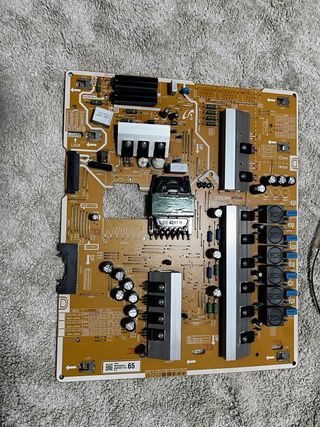 Despiece smart tv Samsung QE65Q8FNAT