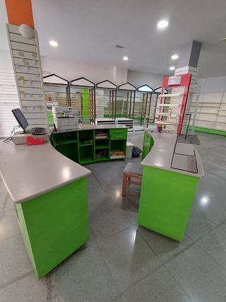 Mostrador comercial curvo