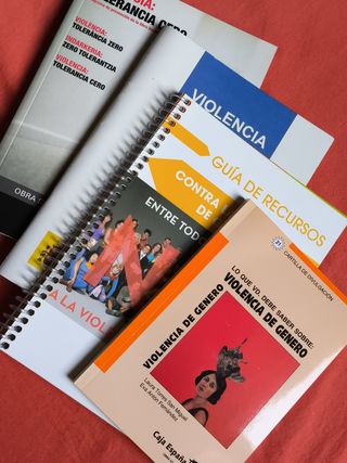 LOTE 4 LIBROS VIOLENCIA DE GÉNERO TOLERANCIA CERO.