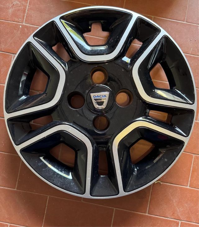 4 Copricerchi Dacia Spring neri