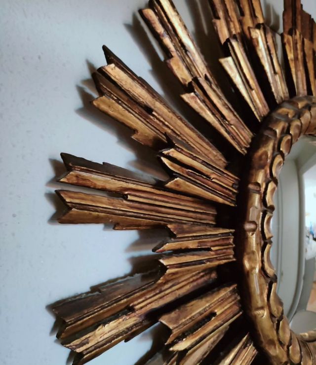 Espejo sol dorado antiguo