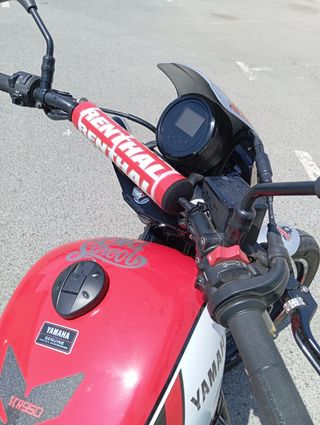 Yamaha SCR  950 Cafe Racer