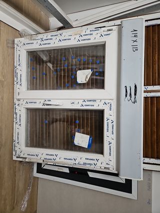 Ventana PVC Cortizo 114x113