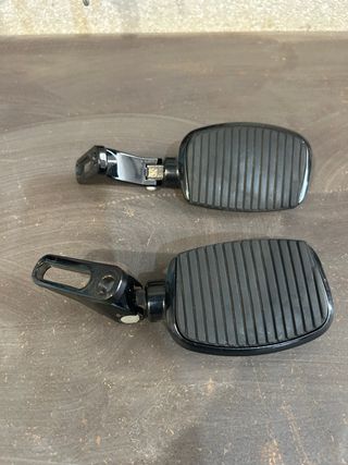 Reposapiés Harley Davidson