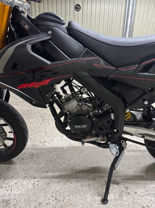 vendo RIEJU MRT 50 SM PRO NO NEGOCIABLE!!!