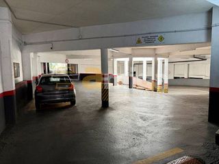 Garaje en venta en Centre en Sabadell