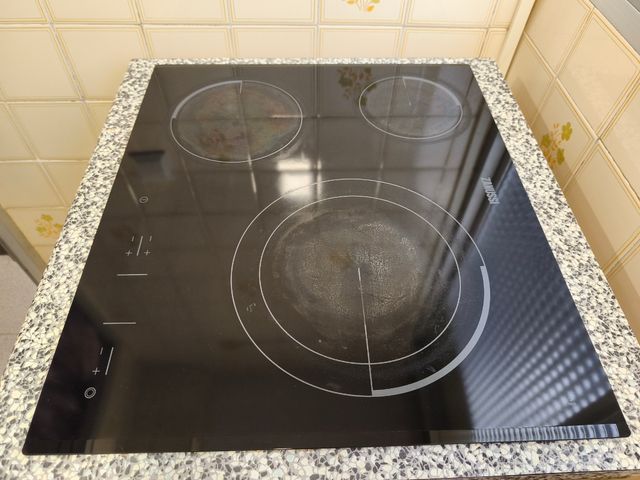 Vitrocerámica Zanussi 3 fuegos