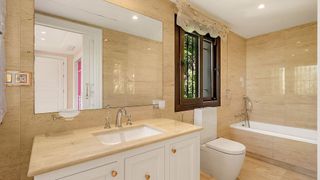 Chalet en alquiler en Benahavís