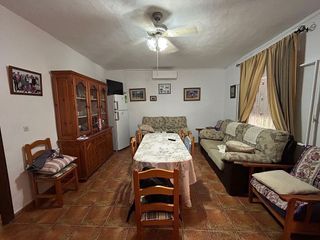 Chalet en venta en Utrera