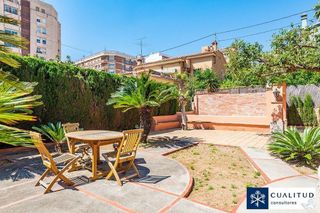 Casa adosada en venta en Este en Castellón de la Plana