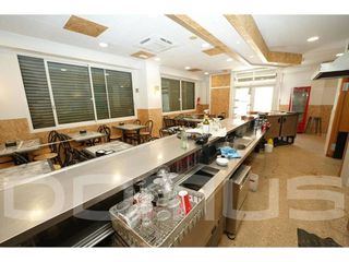 Local comercial en venta en Sant Vicenç dels Horts