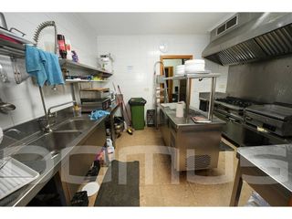 Local comercial en venta en Sant Vicenç dels Horts