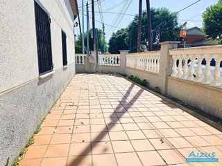 Chalet en venta en Santa Perpètua de Mogoda