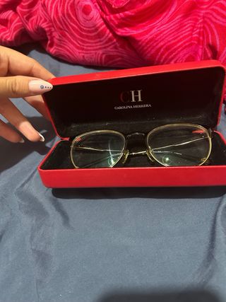 Gafas Carolina Herrera - Negras y Doradas