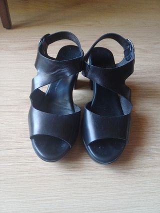 Sandalias negras tacón 38