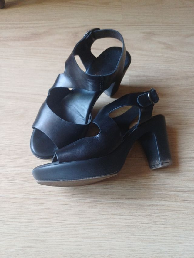 Sandalias negras tacón 38