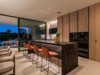 Chalet en alquiler en Lomas de Marbella Club - Puente Romano en Marbella