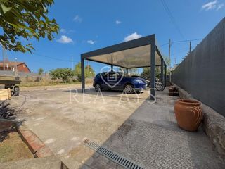 Chalet en venta en Vallirana