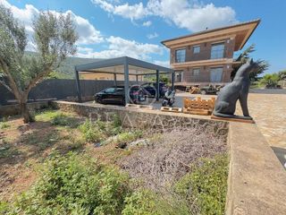 Chalet en venta en Vallirana