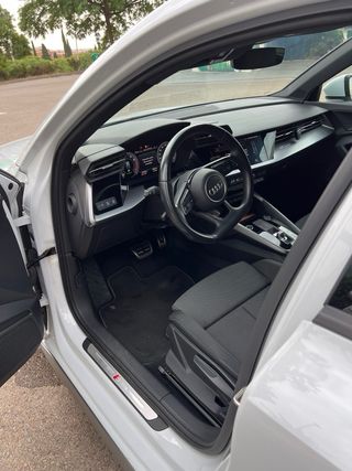 Audi A3 35 TFSI 150 S Line 4p S tronic