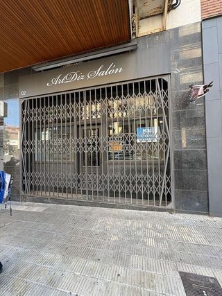 Local comercial en alquiler en Balàfia - Secà de Sant Pere - Llívia en Lleida