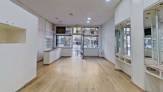 Local comercial en alquiler en Balàfia - Secà de Sant Pere - Llívia en Lleida