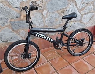 Bicicleta BMX Moma Freestyle 360