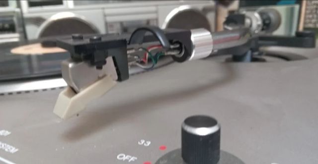 Tocadiscos Thomson TB-401