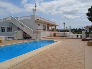 Chalet en venta en Benigánim