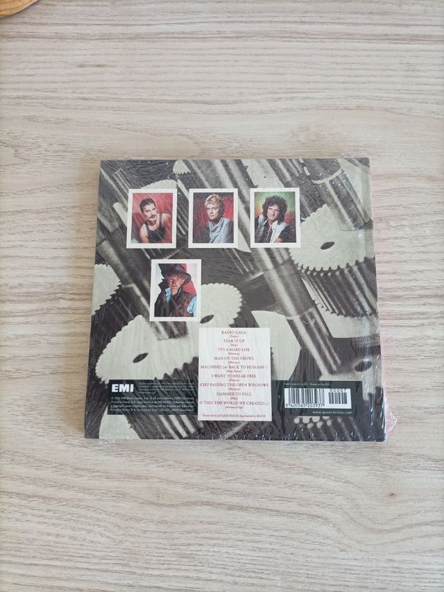 Libro Queen The Works - Nuevo